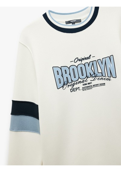 Koton Şardonlu Uzun Kollu Bisiklet Yaka Renk Bloklu Kolej Baskılı Sweatshirt Beyaz 6wam70029mk Beyaz Koton Şardonlu Uzun Kollu Bisiklet Yaka Renk Bloklu Kolej Baskılı Sweatshirt Beyaz 6wam70029mk Beyaz