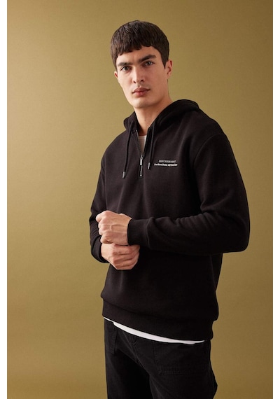 DeFacto Oversize Geniş Kalıp Yarım Fermuarlı Kapüşonlu Sırt Baskılı Sweatshirt B4804AX24SPBK81