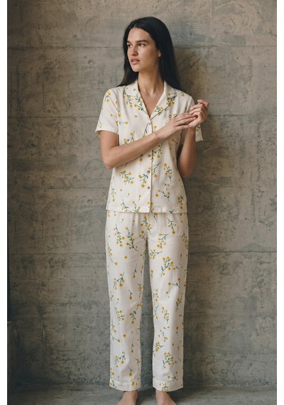 V Yaka Düğmeli Casual Çok Renkli Pijama Takımı