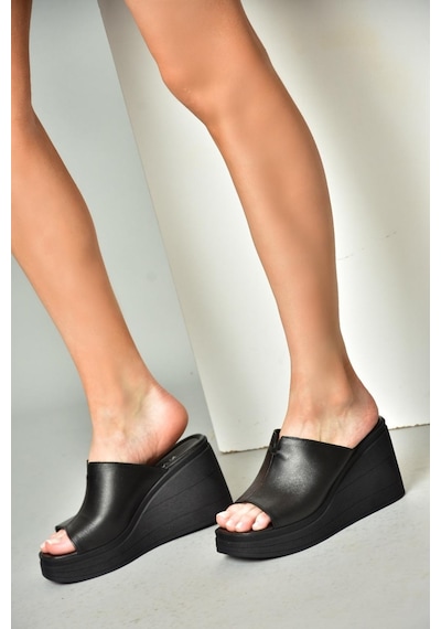 Fox Shoes P555961203 Siyah Hakiki Deri Dolgu Topuklu Kadın Terlik Siyah