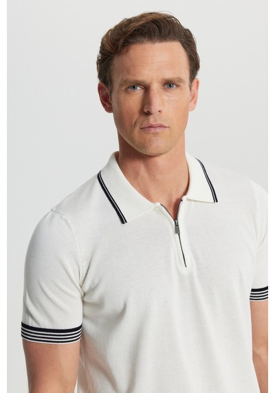 AC&Co / Altınyıldız Classics Erkek Beyaz %100 Pamuk Standart Fit Normal Kesim Polo Yaka Armürlü Triko Tişört Beyaz AC&Co / Altınyıldız Classics Erkek Beyaz %100 Pamuk Standart Fit Normal Kesim Polo Yaka Armürlü Triko Tişört Beyaz