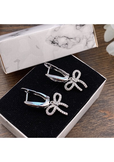 Fiyonk Küpe Sallantılı Zirkon Taşlı Çelik Silver