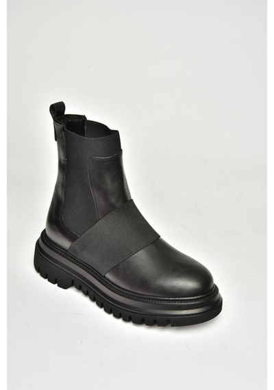 Fox Shoes T312101909 Siyah Kalın Tabanlı Kadın Bot Siyah