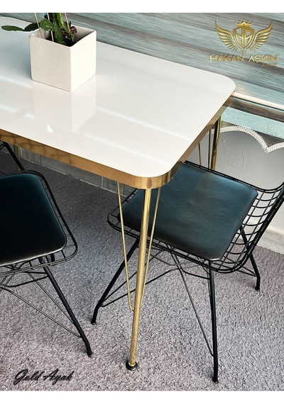 By Hakan Aşkın Gold Metal Ayaklı 60x90 Cm Kalınlıklı Tek Masa Parlak Beyaz Gold Mutfak - Balkon - Çalışma Masası 2026 Gold Kalınlaştırılmış
