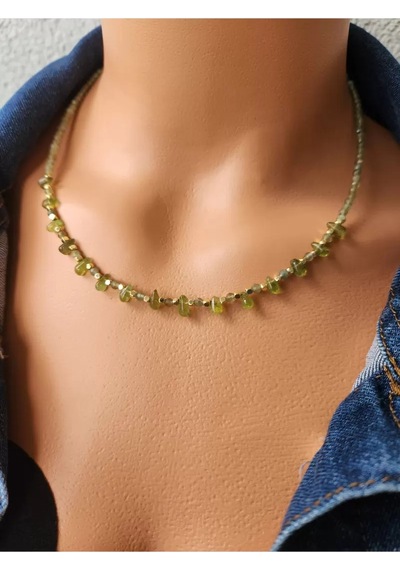 Peridot Taşı Minimal Kolye Yeşil