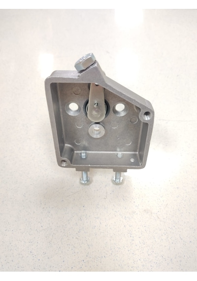 Antor/lombardini Ad510bs Sessiz Motor Tipi 12hp Gaz Kumanda Kutusu Komple