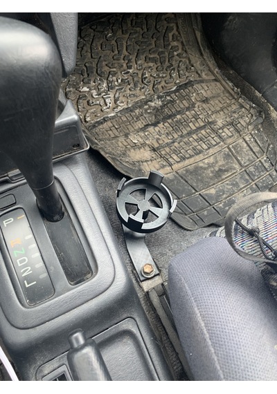 1996-2000 Toyota Rav4 Bardaklık