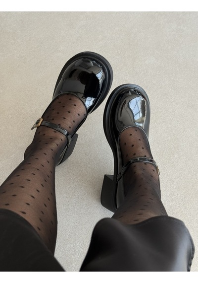 Selin Shoes Nora Kısa Topuklu Bilek Detaylı Gold Aksesuarlı Kadın Loafer- Siyah Rugan Selin Shoes Nora Kısa Topuklu Bilek Detaylı Gold Aksesuarlı Kadın Loafer- Siyah Rugan