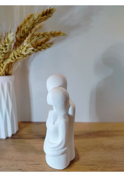 Soyut Sevgi Heykeli Minimalist & Anlam Yüklü Dekoratif Figür