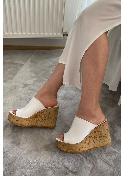Asmi Shoes Kadın Limo Beyaz Dolgulu Mantar Taban Terlik 10 Cm Beyaz Beyaz