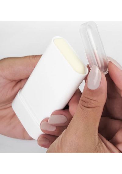 The NewLab Yüksek Korumalı Stick Güneş Kremi Spf 50 19g Suya Dayanıklı