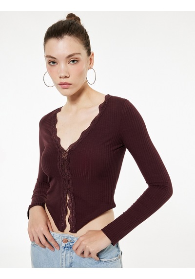 Koton Kaşkorse Dantel Detaylı V Yaka Uzun Kollu Düğmeli Asimetrik Crop Tişört Bordo 6wal10249ık Bordo Koton Kaşkorse Dantel Detaylı V Yaka Uzun Kollu Düğmeli Asimetrik Crop Tişört Bordo 6wal10249ık Bordo
