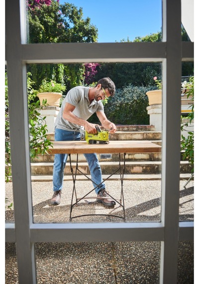 Ryobi R18BS-0 18V Akülü Tank Zımpara (Aküsüz)