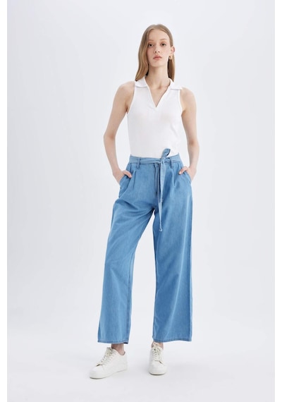 DeFacto Wide Leg Yüksek Bel Kuşaklı Geniş Paça Uzun Jean Pantolon D2433AX24SMNM85 DeFacto Wide Leg Yüksek Bel Kuşaklı Geniş Paça Uzun Jean Pantolon D2433AX24SMNM85