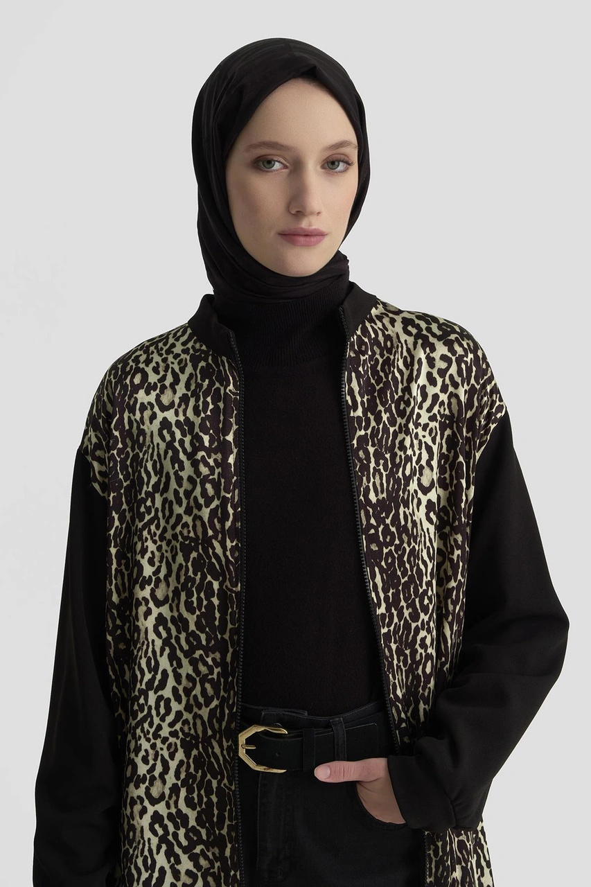 Armine Trend Leopar Desenli Cepli Fermuarlı Tunik Siyah 25kt429 Siyah Armine Trend Leopar Desenli Cepli Fermuarlı Tunik Siyah 25kt429 Siyah