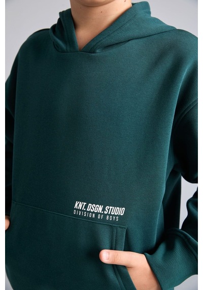 Defacto Regular Fit Kapüşonlu Baskılı Kanguru Cepli Kalın Kumaş Sweatshirt Erkek Çocuk H9682a826wngn1040 Yeşil-gn1040