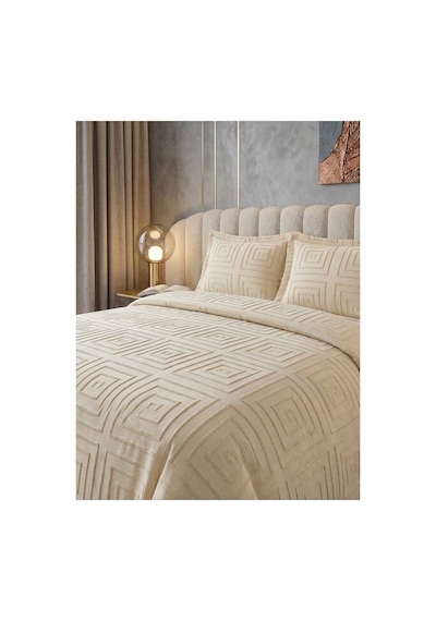 Premium Kabartma Dokulu Royal Model Çift Kişilik Yatak Örtüsü 2 Adet Yastık Kılıfı Dahil 250 X 260 Premium23004 Krem