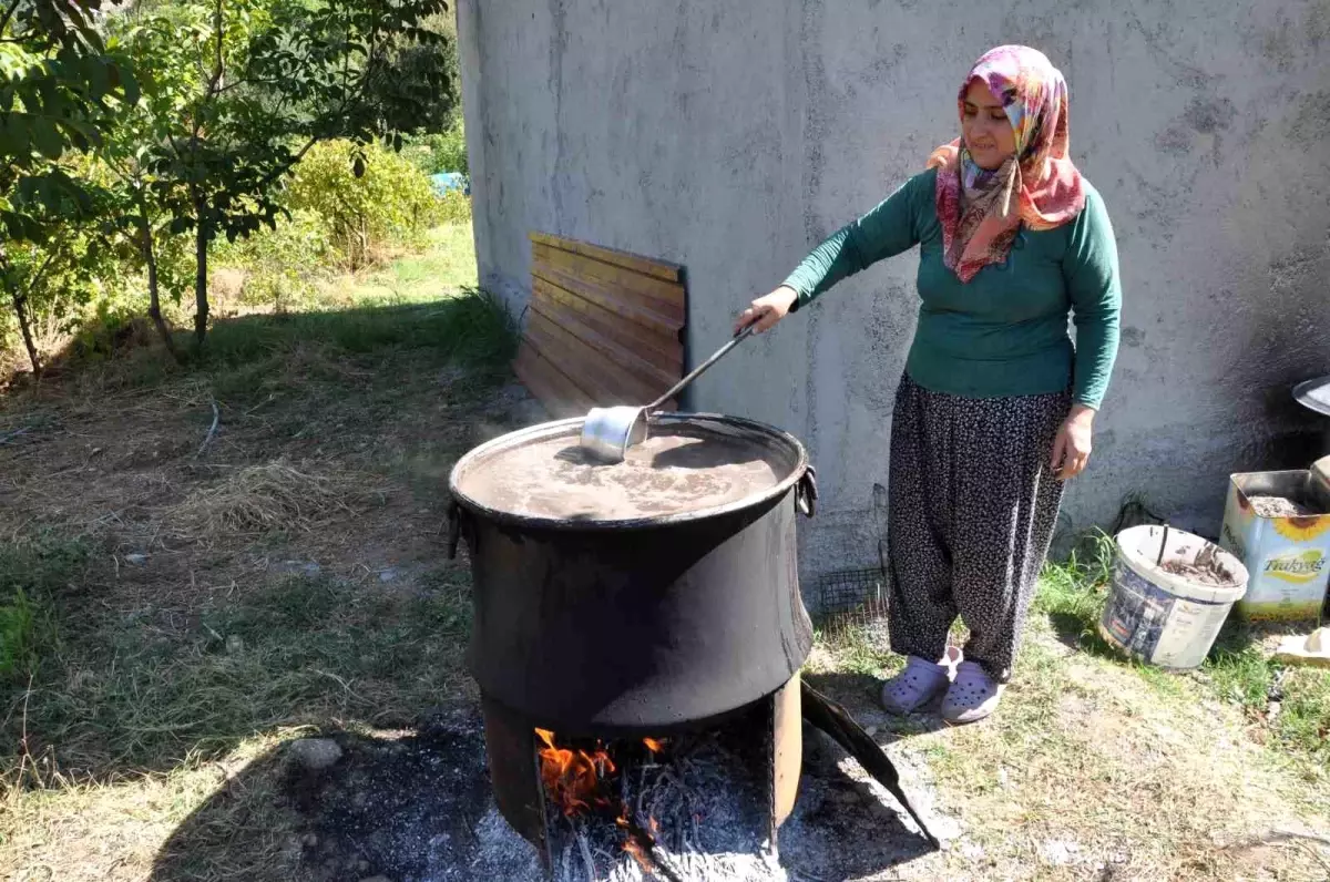 Akseki Soğuk Sıkım Damıtılmış Keçi Boynuzu Özü 1 Litre