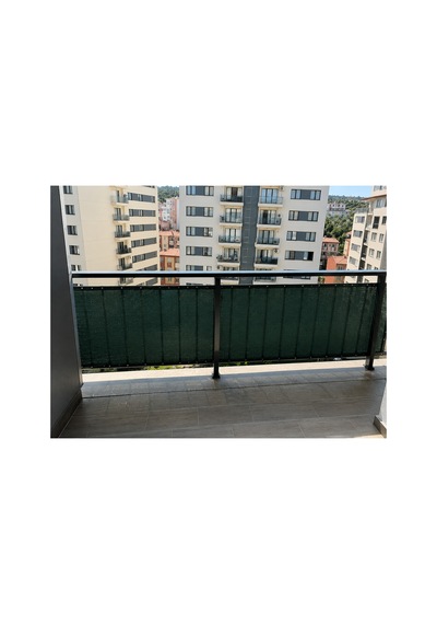 Balkon Demiri Tülü %95 Gölgeleme Ve Mahremiyet Filesi - Şerit Kolonlu Kuşgözü Kapsüllü Bahçe Çiti Tülü Koyu Yeşil Balkon Demiri Tülü %95 Gölgeleme Ve Mahremiyet Filesi - Şerit Kolonlu Kuşgözü Kapsüllü Bahçe Çiti Tülü Koyu Yeşil