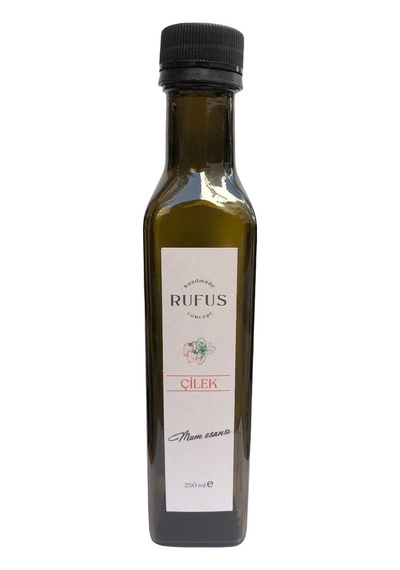 Rufus Concept Çilek Mum Esansı 250ml