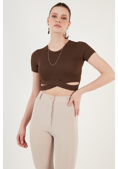 Lela Fitilli Bel Detaylı Kısa Kollu Dar Kesim Crop Bayan Bluz 5864211 Kahve