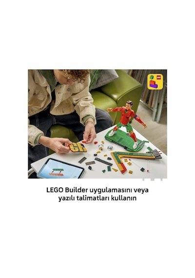 LEGO® Editions Cristiano Ronaldo – Futbol Efsanesi 43016 - 12 Yaş ve Üzeri Çocuklar için Dekoratif Model Yapım Seti (854 Parça)