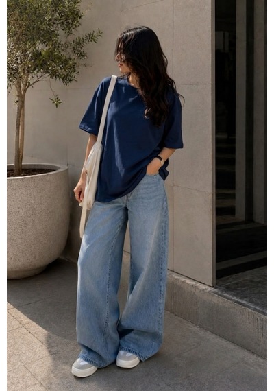 Seeh Lacivert Kısa Kollu Oversize Basic Kadın T-shirt Sh281