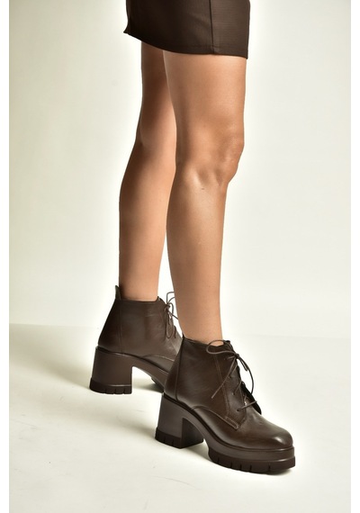 Fox Shoes Z965065909 Kahverengi Kalın Topuklu Kadın Bot