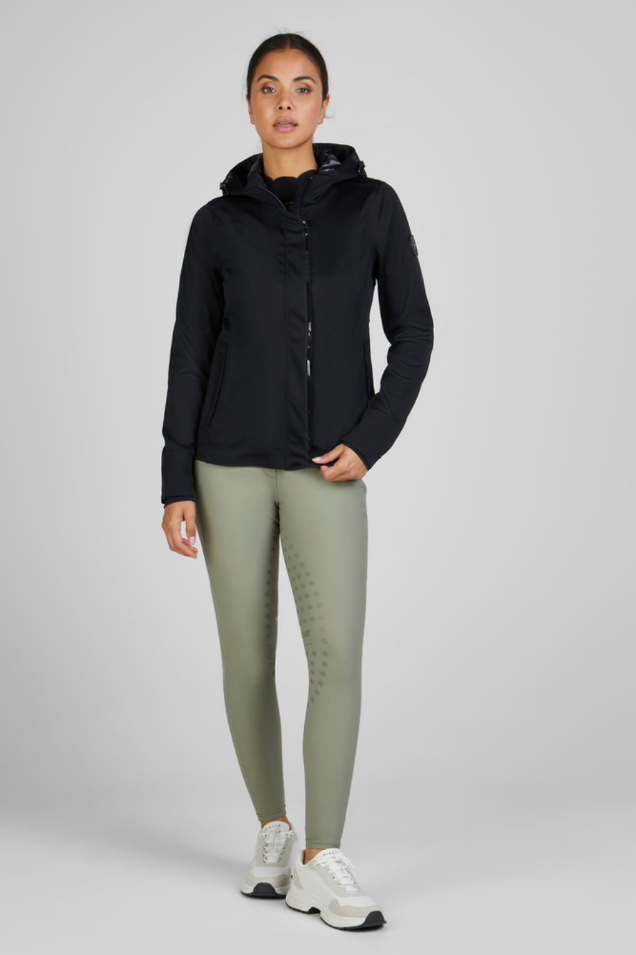 Pikeur Softshell Rainjacket 7047 Su Geçirmez Kapüşonlu Kadın Yağmurluk Siyah