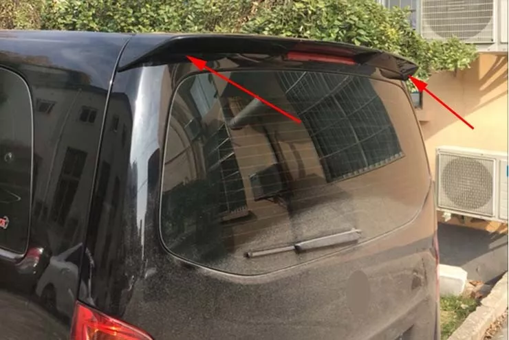 Mercedes W447 2015 2024 Spoiler Parlak Siyah Abs Siyah Boyalı