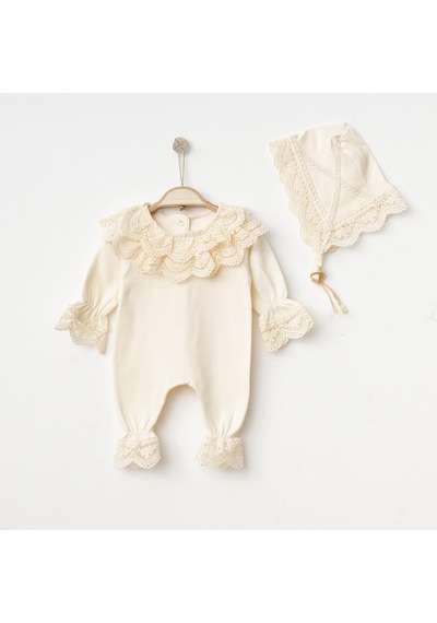 Buse&Eylül Bebe Ekru Güpürlü Şapkalı Kız Bebek Tulum Takım-Ekru
