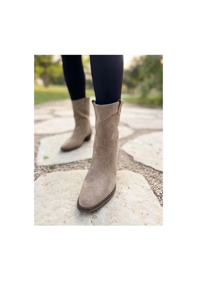 37brandshoes Taupe Süet Botlar Bej Bej