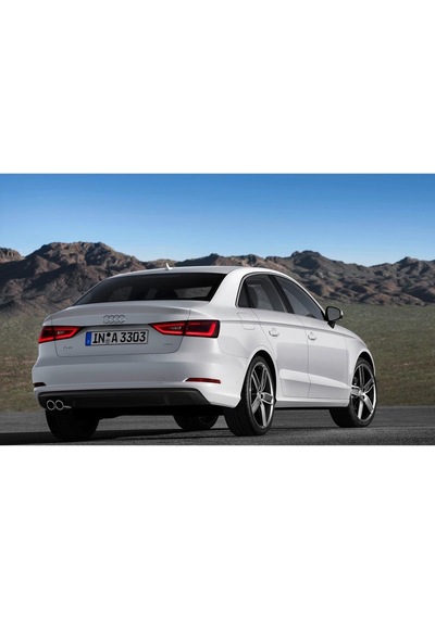 Audi A3 Sedan 2013 - 2016 Sağ Dış Dikiz Aynası Çerçevesi 8v0857240