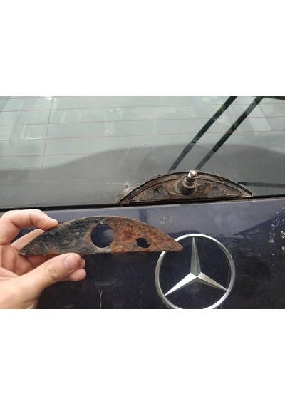 2005 Mercedes W211 Arka Silecek Kapak Arka Cam Kapağı
