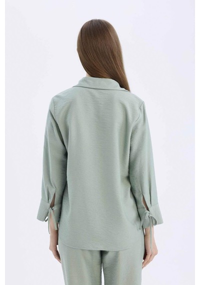 DeFacto Regular Fit Basic Düz Uzun Kollu Gömlek C3819AX25SPGN1110