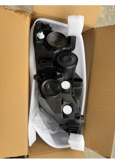 Seat Toledo Sağ Far 2012-2018 6jb941016