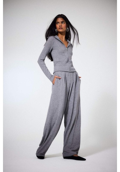 Defacto Wide Leg Yumuşak Tuşeli Pantolon G8418ax25wngr108 Gri-gr108