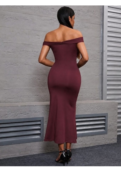 Efnaz Style Kadın Omzu Açık Madonna Yaka V Çentik Detaylı Uzun Dalgıç Elbise Bordo