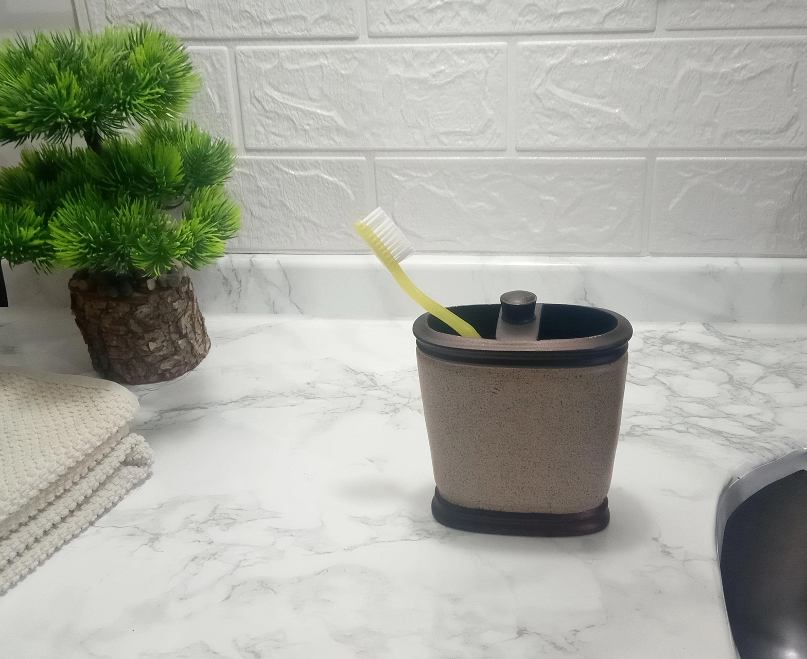 2 Adet Diş Fırçalık Bronz Kumlu Poliresin 10x12x5cm Banyo Seti Çok Renkli