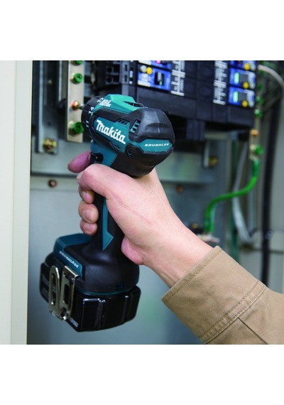 Makita DDF083RFJ 18V 3 Ah Li-ion Çift Akülü Matkap Vidalama