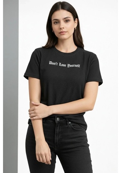 Kadın Wafıl Kumaş Tişört Regular Kalıp Bisiklet Yaka Baskılı T-shirt - Siyah