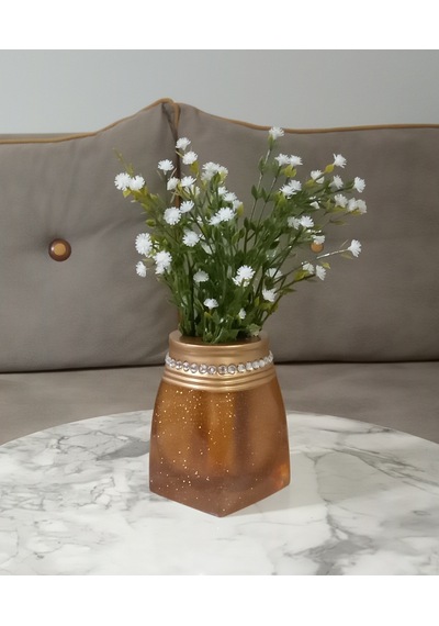 Vazoda Çiçek Dekoratif Beyaz Yapay Çiçek Vazo Dahil Taşlı Altın Poliresin 7 x 7 x 15 CM
