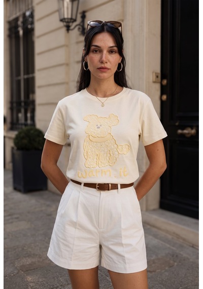 Kadın Bej Bol Kesim Köpüş Nakış Tasarım T-shirt Sarı