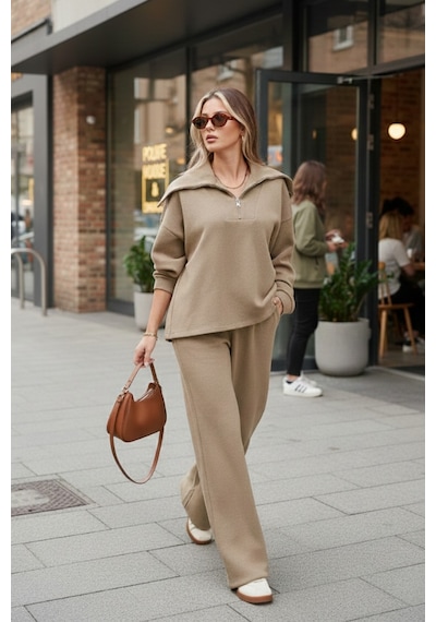 Lela Pamuklu Oversize Fit Yarım Fermuarlı Yaka Uzun Kollu Triko Bayan Takım 68351218 Haki Lela Pamuklu Oversize Fit Yarım Fermuarlı Yaka Uzun Kollu Triko Bayan Takım 68351218 Haki