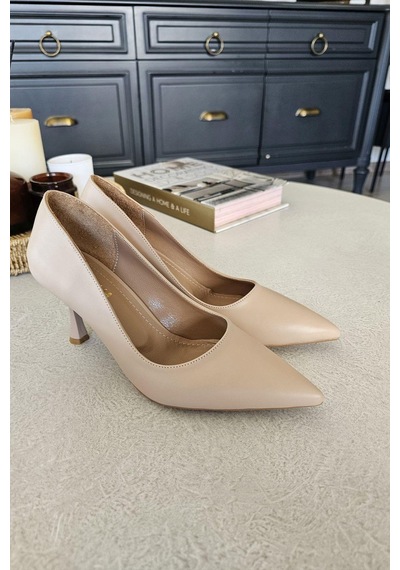 10 1109 Topukla Kadın Kadeh Topuklu 8 Cm Topuklu Stiletto Ayakkabı Ten