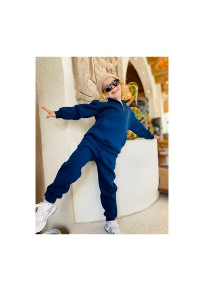 Heyadventure Erkek / Kız Çocuk Dik Yaka Sweatshirt Kangru Cepli 3 İplik Şardonlu İndigo İndigo Heyadventure Erkek / Kız Çocuk Dik Yaka Sweatshirt Kangru Cepli 3 İplik Şardonlu İndigo İndigo