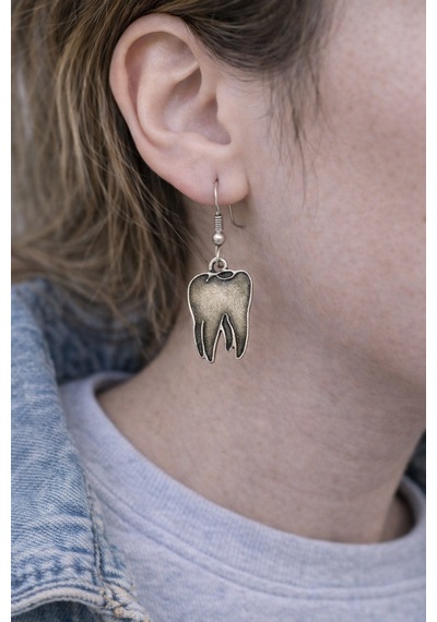 Tooth Charm Diş Figürlü Gümüş Renk Unisex Sallantılı Küpe Çok Renkli