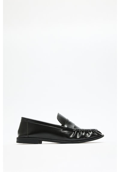 Lutvelizade Loafer 2517 Klasik Deri Görünümlü Oval Burun Siyah Kadın Loafer