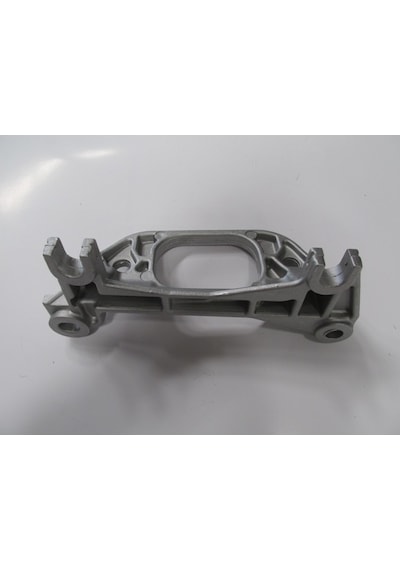 Renault Symbol 13/21 Şanzuman Bağlantı Kulağı 1,2 1,4cc/1,5 Dcı