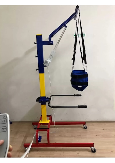 Motorlu Kumandalı Kişisel Yürüyüş Robotu Engelli Lift, Uzay Terapi Ve Denge Egzersiz Sistemi